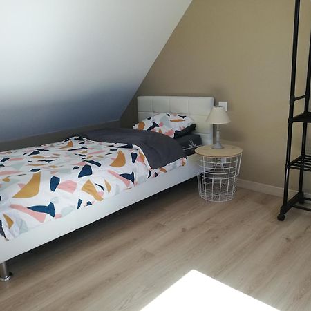 Maison récente, deux chambres, à 10 minutes en voiture des plages Moëlan-sur-Mer Esterno foto