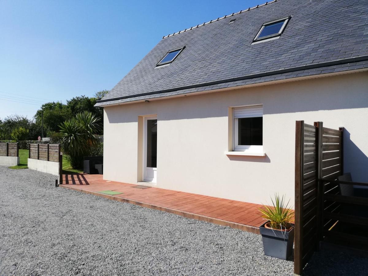 Maison récente, deux chambres, à 10 minutes en voiture des plages Moëlan-sur-Mer Esterno foto