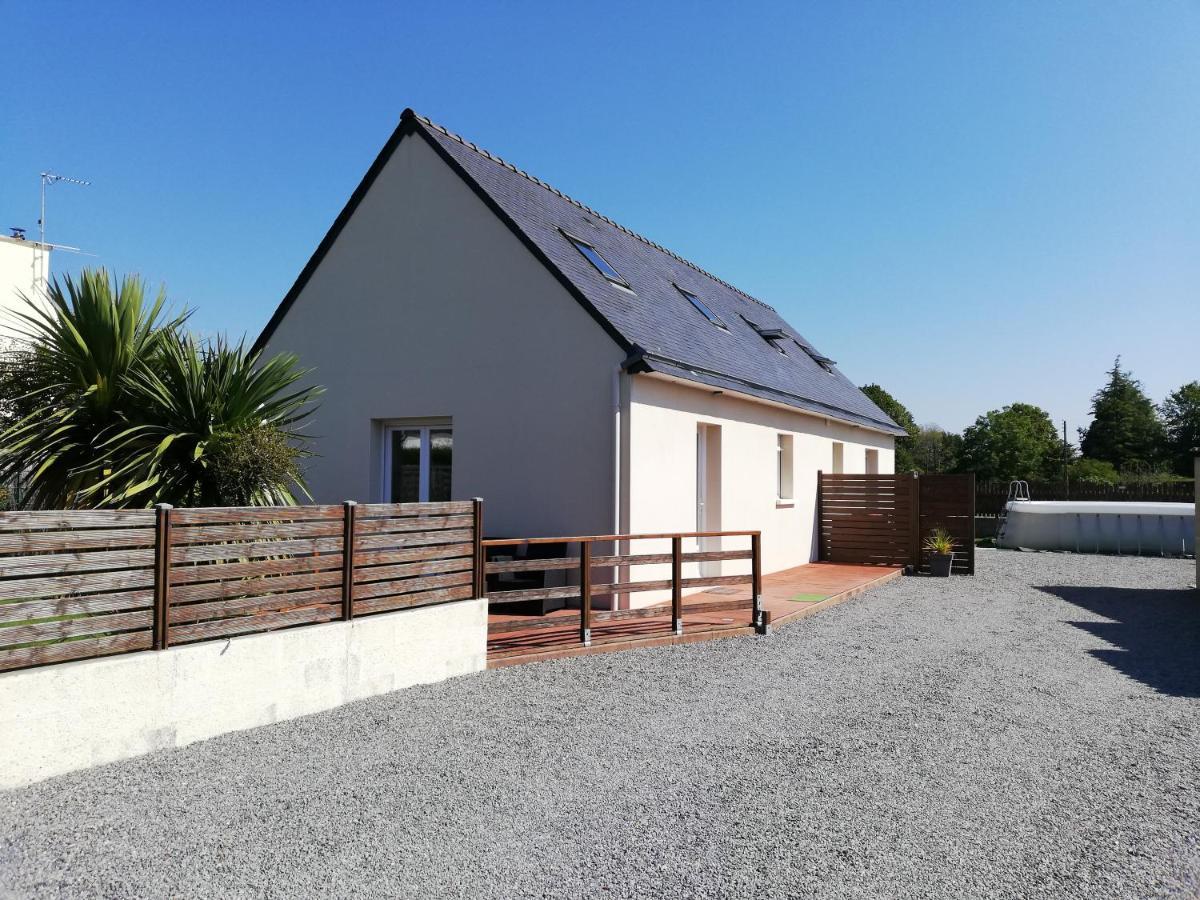 Maison récente, deux chambres, à 10 minutes en voiture des plages Moëlan-sur-Mer Esterno foto